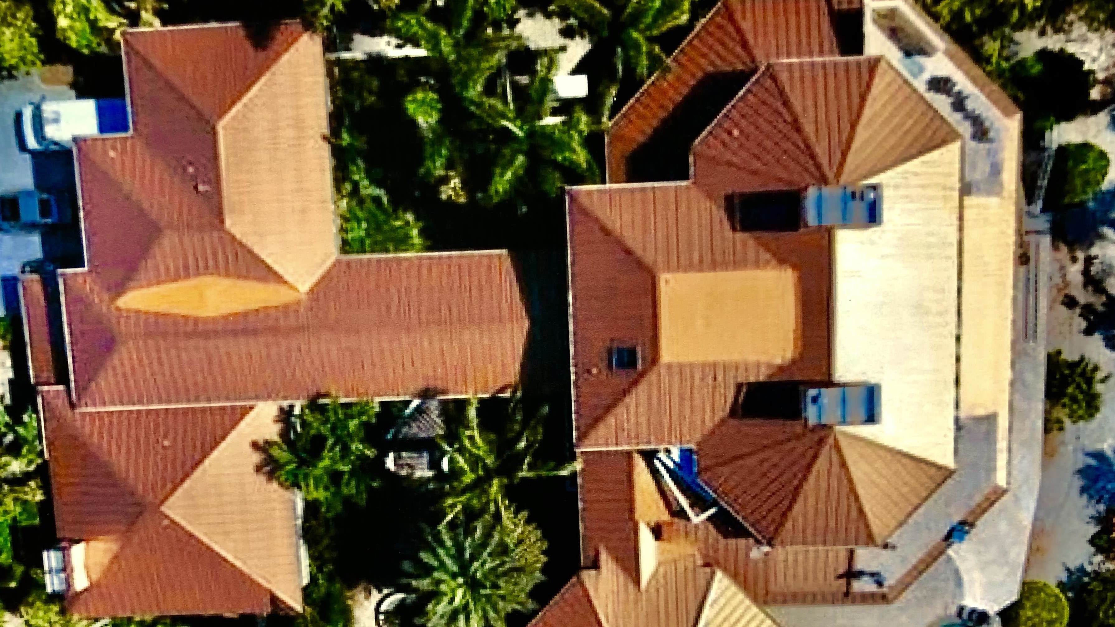 Residential home metal roof in Southwest Florida